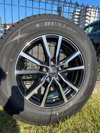 ダンロップ スタッドレスタイヤ 17インチ