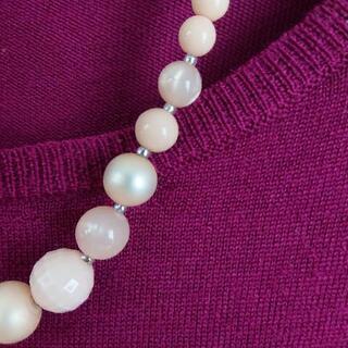 NATURAL BEAUTY BASIC 秋物 ニット Mサイズ ドルマン 六分袖 ラズベリー色の画像