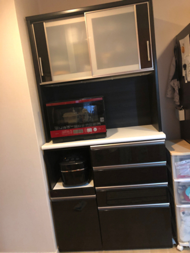 値下げ中⭐︎美品⭐︎食器棚　　ニトリ　　ブラック