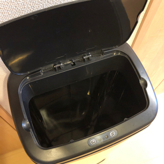 売約済み【美品】50L ふた付きゴミ箱　縦型スリムの画像