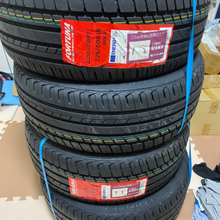 輸入タイヤ　新品　225/50R18 4本セット