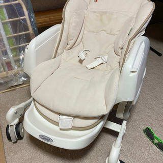 コンビ　combi 電動バウンサー