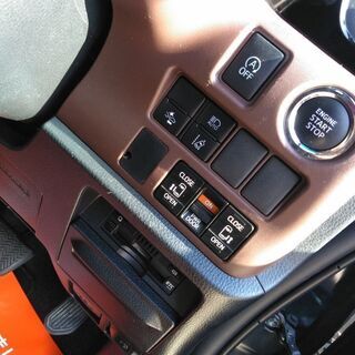 ●平成30年式トヨタエスクァイア 2.0Gi 後期 9インチナビ フリップダウンモニター両側電動スライドドア他●の画像