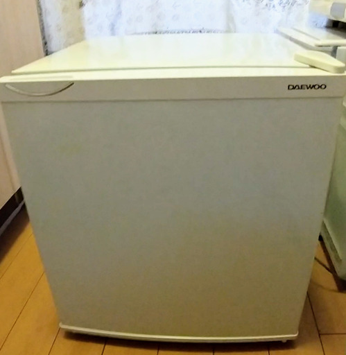 当日現金手渡しOK！冷凍冷蔵庫 DAEWOO (大宇電子）ワンドア 一人暮らし用