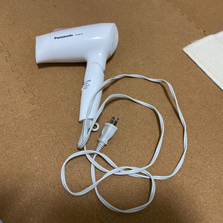 パナソニック   ドライヤー　イオン