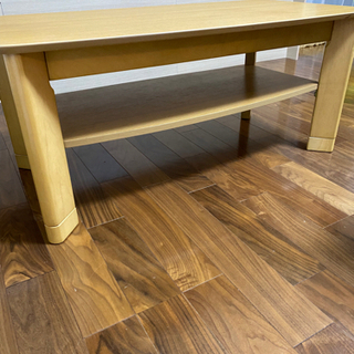 木目　テーブルの画像