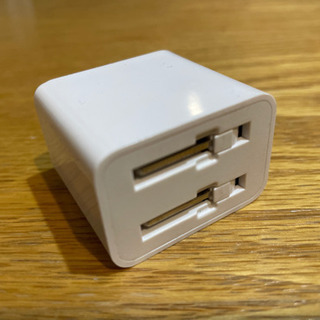 USB充電アダプタ　AC-DCアダプタの画像