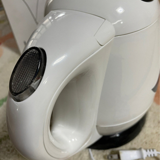 ニトリの電気ケトル(ポット、1.2リットル）の画像