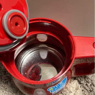 【お譲り先決まりました】T-fal／ティファール　電気ケトル　赤色の画像