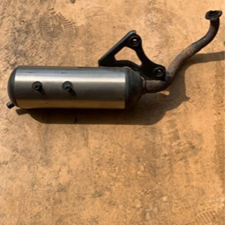 ライブディオzx マフラー