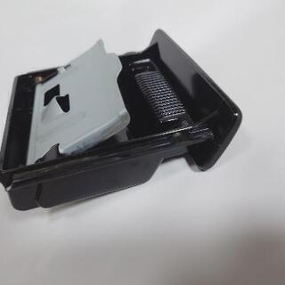 スズキ　ジムニーの純正灰皿の画像
