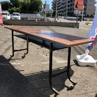 折りたたみテーブル　会議テーブルキャスター付　