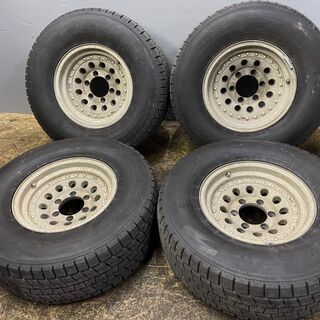 【GOODYEAR ICENAVI SUV 265/70R15】...