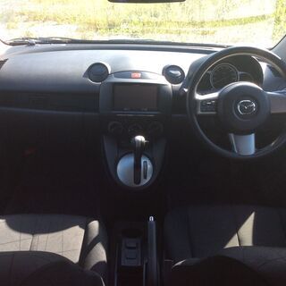 車検付き！　マツダ　デミオ　タイミングチェーン式　テレビ視聴可能Bluetooth付ナビ　ETC！の画像