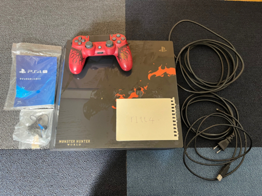 値下げ PlayStation4 Pro MONSTER HUNTER: WORLD LIOLAEUS EDITION