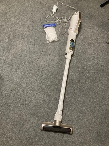 軽量コードレス掃除機おまけつき