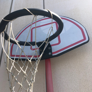 バスケットゴールの画像