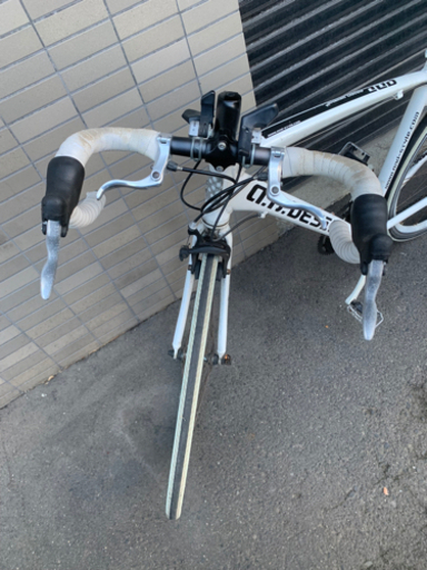 927 a.n.design works エーエヌデザインワークス クロスバイク  7段変速  ホワイト 自転車