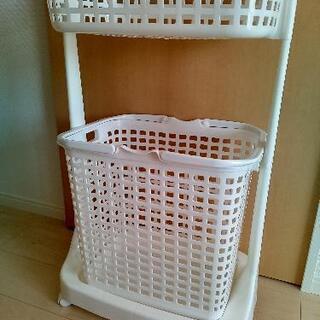 【無料】キャスター付きランドリーラック