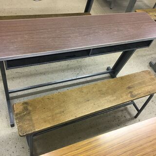習い事教室で使用の机を格安でお譲りします（まとめ買い半額）