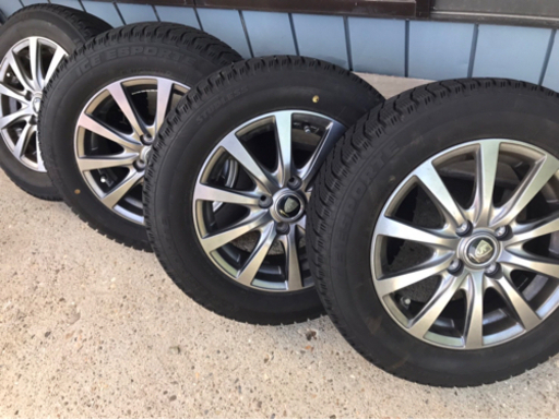 HONDAフィット　　アルミホイル付き　冬タイヤ