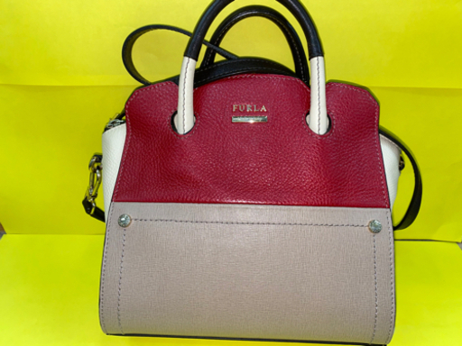 【愛品館江戸川店】フルラ　バイカラー ショルダーバッグ ハンドバッグ　問い合わせ番号107-045720-007