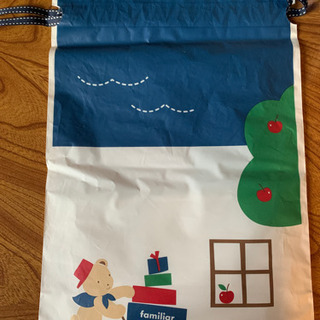 プレゼントに！ファミリア　箱　ショップバッグ　リボン付きの画像