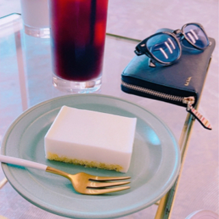 脚怪我して暇なため、10/5 カフェしましょ☕