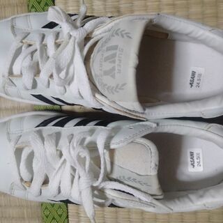 アサヒスニーカー24.5EE