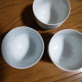 湯飲み ３個の画像