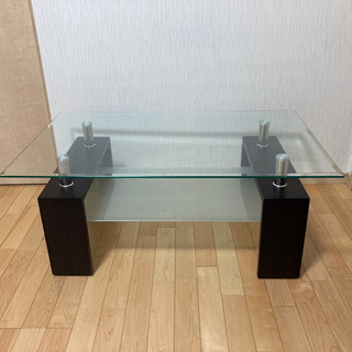ガラステーブル　机