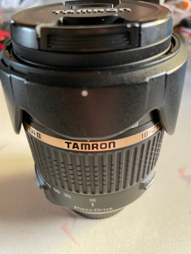 【美品】早い物勝ち一眼カメラ　TAMRONレンズ　Nikon用（APS-C）機