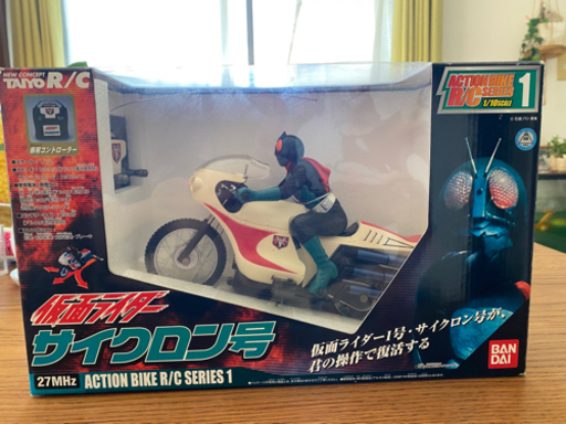 仮面ライダー１号、サイクロン号 専用コントローラー付属