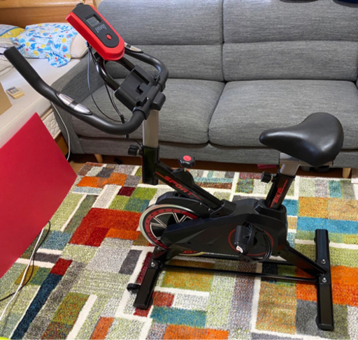 サイクリングマシン