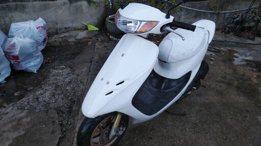 ⭐ホンダライブディオZXタイプ　AF35　白　極悪爆音マフラー　エナメルシート