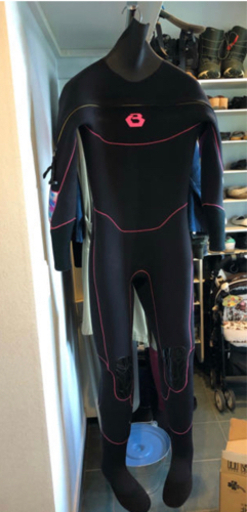 ドライスーツ　レディース　ウェットスーツ