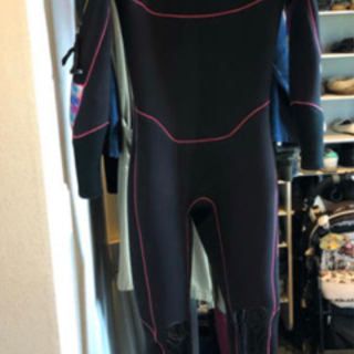 ドライスーツ　レディース　ウェットスーツ