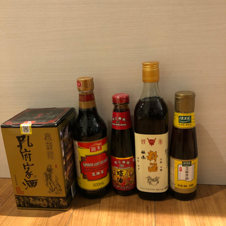 中華調味料詰め合わせと白酒（全て未開封）