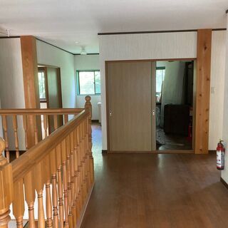 🌲豊かな自然🌲の中で暮らしながら、デザインの仕事をしませんか。週休3日。寮完備。webデザイナー、グラフィックデザイナー募集。の画像