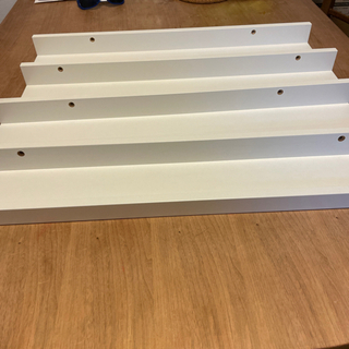 【お譲り先決定】IKEA RIBBA 飾り棚　ウォールシェルフの画像