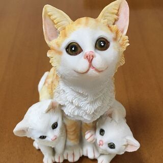 猫の置物