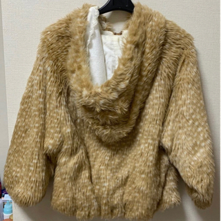 キューティーブロンド アニマル柄ファーコートの画像