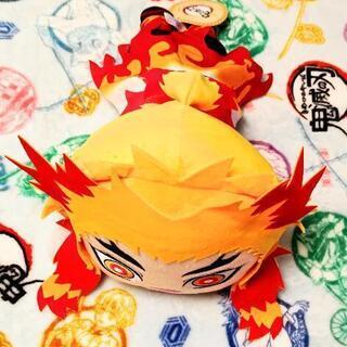 新品タグ付き☆鬼滅の刃 煉獄杏寿郎れんごくきょうじゅろうメガジャンボ寝そべりぬいぐるみ  きめつのやいばの画像