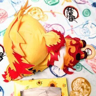 新品タグ付き☆鬼滅の刃 煉獄杏寿郎れんごくきょうじゅろうメガジャンボ寝そべりぬいぐるみ  きめつのやいばの画像