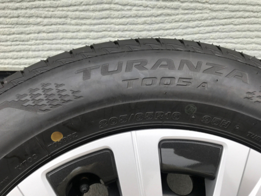 2020年2月登録トヨタカムリX e-four純正タイヤホイールセット 
