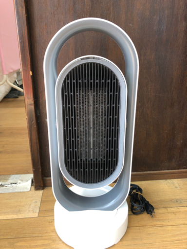 未使用品‼︎   電気　ファンヒーター　家電　コンパクト　お買得　現品限り‼︎