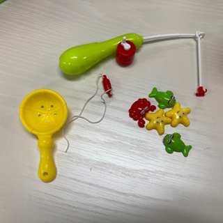 【🚰水を入れて遊ぼう🐠🦀】お魚つりゲーム の画像