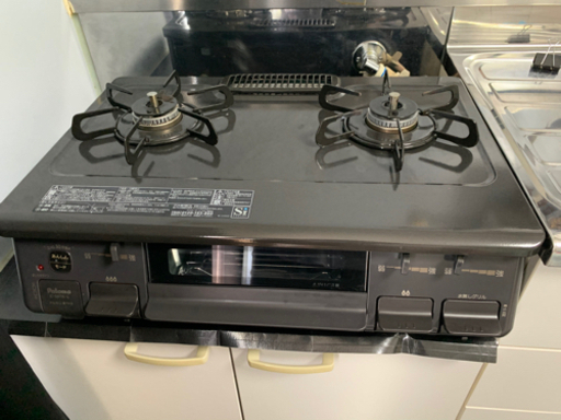 ほぼ新品です。パロマガスグリル付きテーブルコンロ