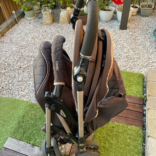 コンビ ベビーカー最上位モデルの画像