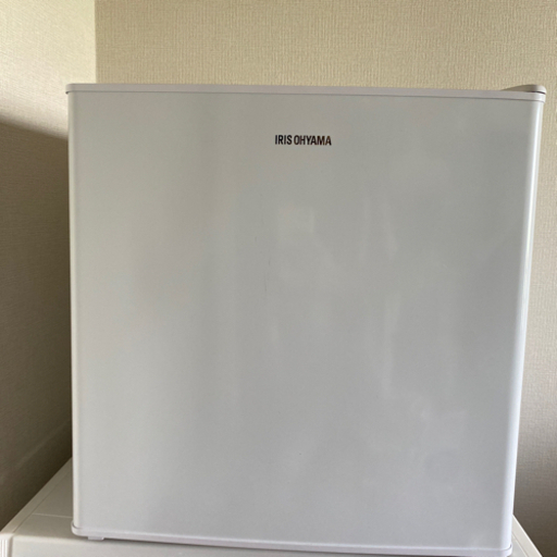 ミニ冷蔵庫2020年製美品